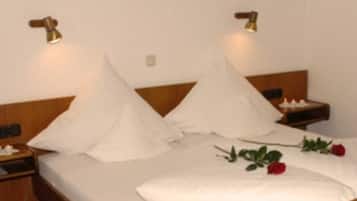 1 bedroom, in-room safe, travel crib, WiFi