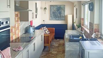 Lavavajillas y periquera