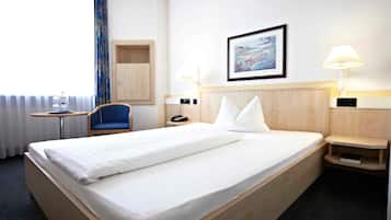 1 bedroom, in-room safe, desk, WiFi