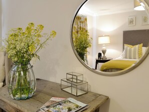 5 soverom, wi-fi (inkludert) og sengetøy