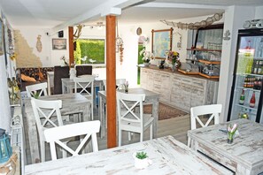 Dining - 04 Double room with extra bed - Pension im Seebad Breege (Breege)