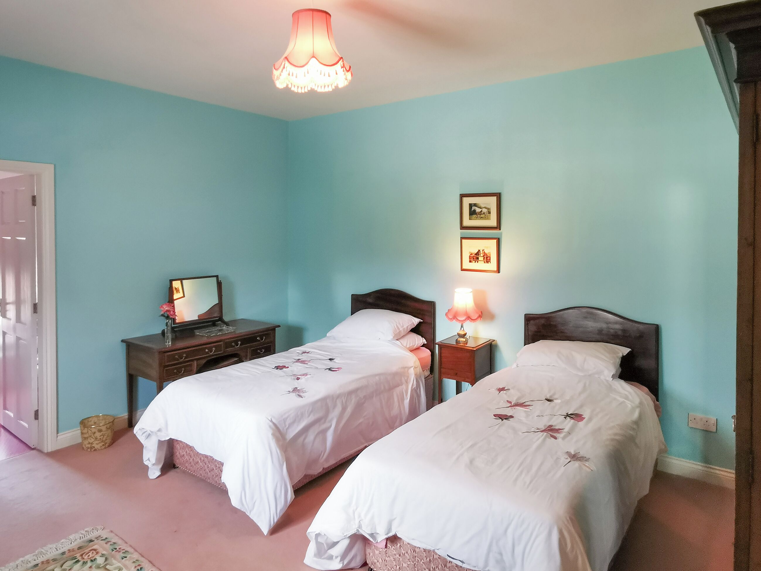 6 Schlafzimmer, kostenloses WLAN, Bettwäsche