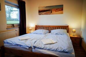 1 Schlafzimmer, Reisekinderbett, WLAN, Bettwäsche