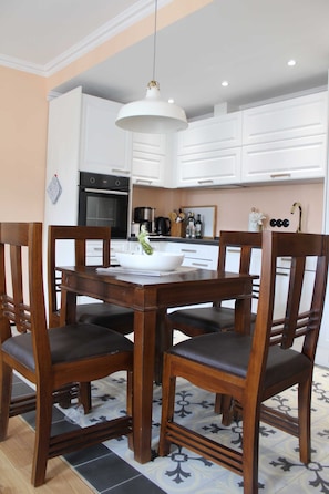 Imagen sin descripción, 4 de 24, botón