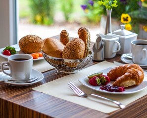 Unclassified image, 3 of 20, button