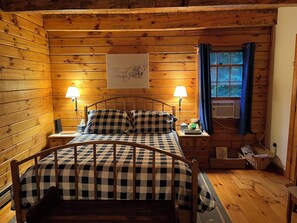 4 bedrooms, free WiFi, bed sheets