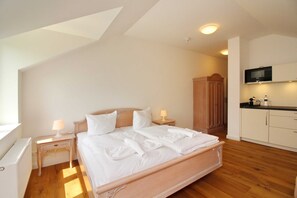 1 chambre, fer et planche à repasser, Wi-Fi, draps fournis