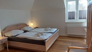 Unclassified image, 3 of 17, button