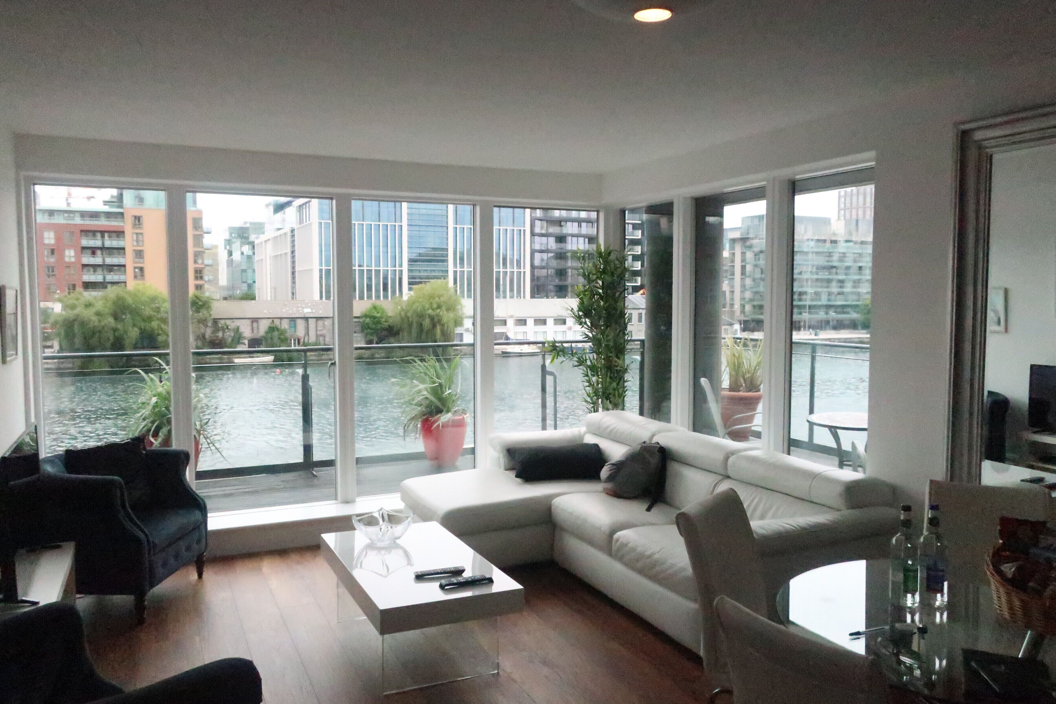 Smart TV, DVD player, video library