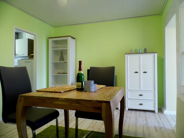 Unclassified image, 1 of 29, button