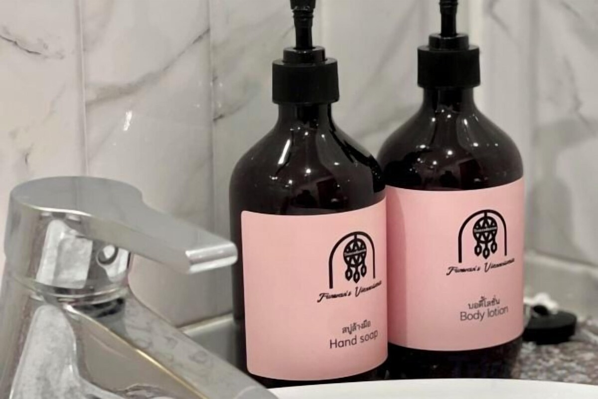 Bathroom amenities