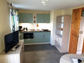 Fridge, microwave, coffee/tea maker, electric kettle