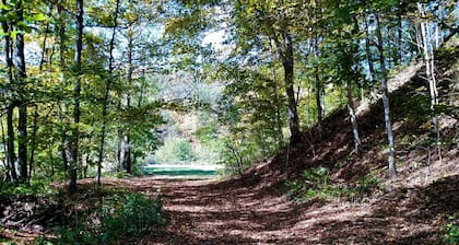 Leirintäalue Hocking Hillsissa Altenbrauch Farmilla