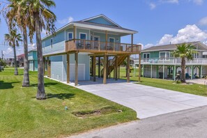 Exterior - ISLAND TIME - Walking distance to beach + Amenities  (Galveston)