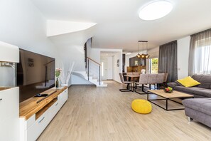 Villa, 3 Schlafzimmer, eigener Pool (No. 2) | Wohnzimmer