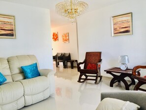 Living area - Four J's Residence Cozy Apartment in Santiago 10 minutes from Airport with SPA (Santiago de Los Caballeros)