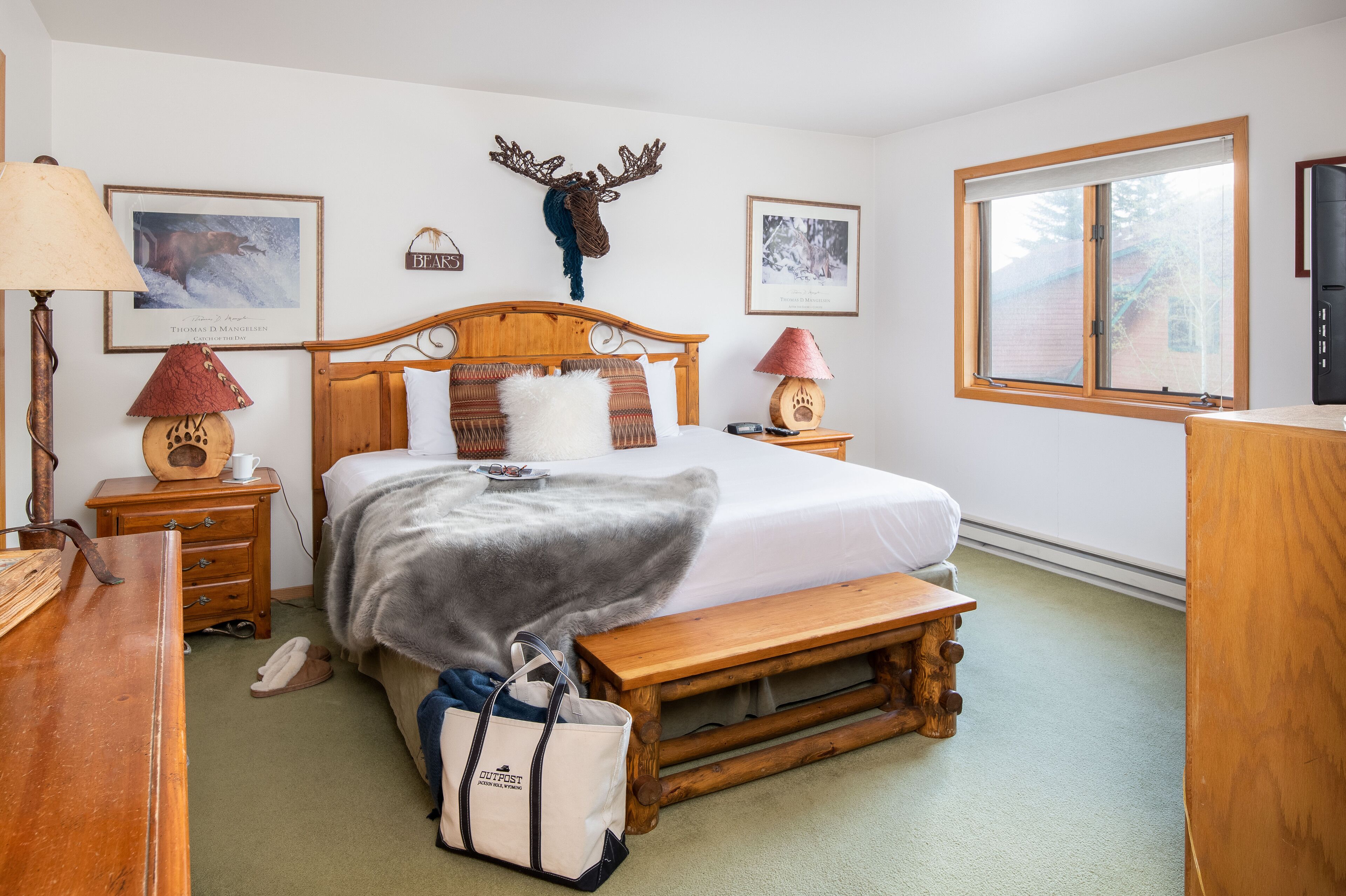 3 quartos, ferros/tábuas de passar roupa, Wi-Fi, roupa de cama