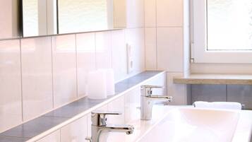 Haartrockner, Handtücher