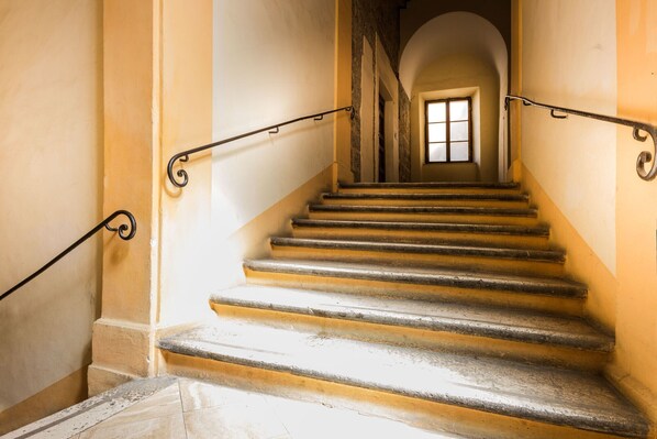Interior - Salimbeni apartment (siena)