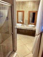 Shower, free toiletries, towels