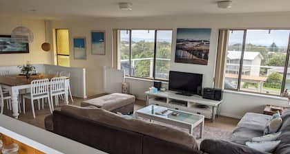 **THE CASTLE** Family & Pet Friendly