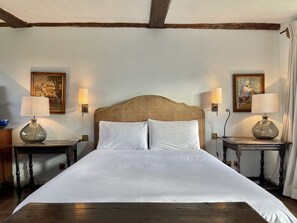 7 soverom, skrivebord, strykejern/-brett og wi-fi