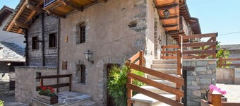 Les Cors by Interhome