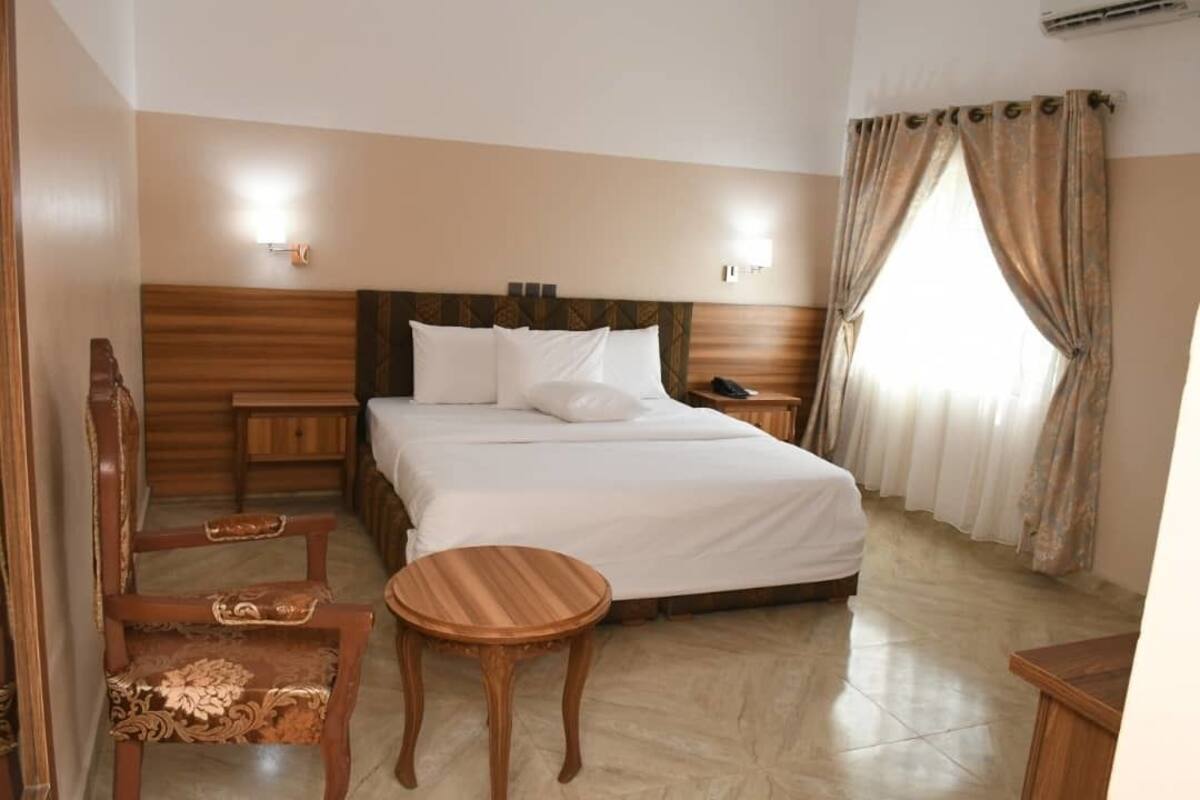Colchones con pillow-top, decoración personalizada y muebles diferentes