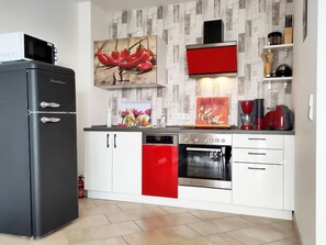 Køleskab, mikrobølgeovn, ovn, opvaskemaskine