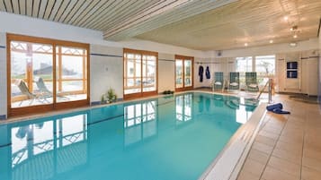 Inomhuspool och uppvÀrmd pool