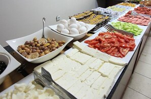 Breakfast buffet - Otel Urhay (Sanliurfa)