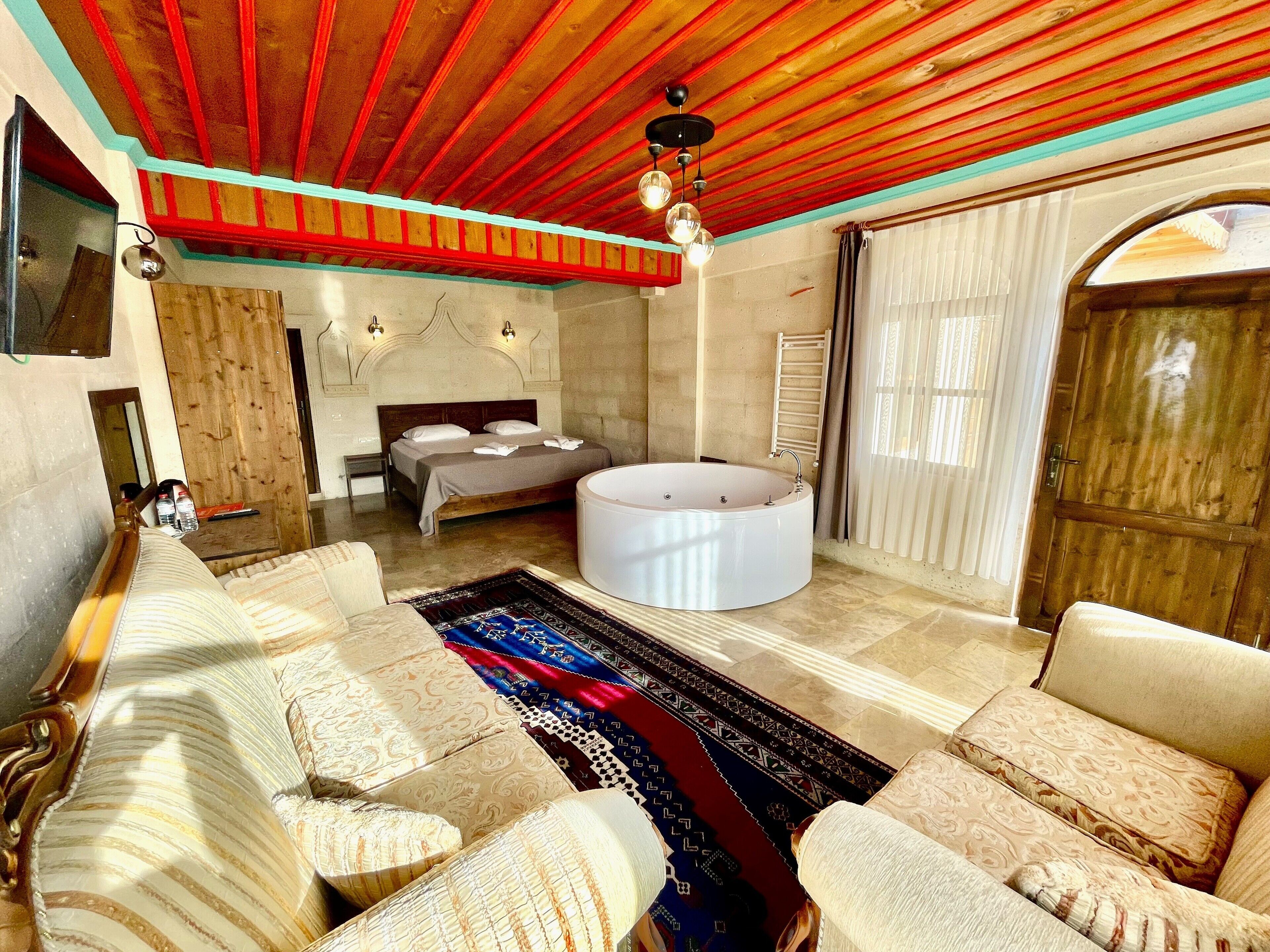 Deluxe King Room Annex Building