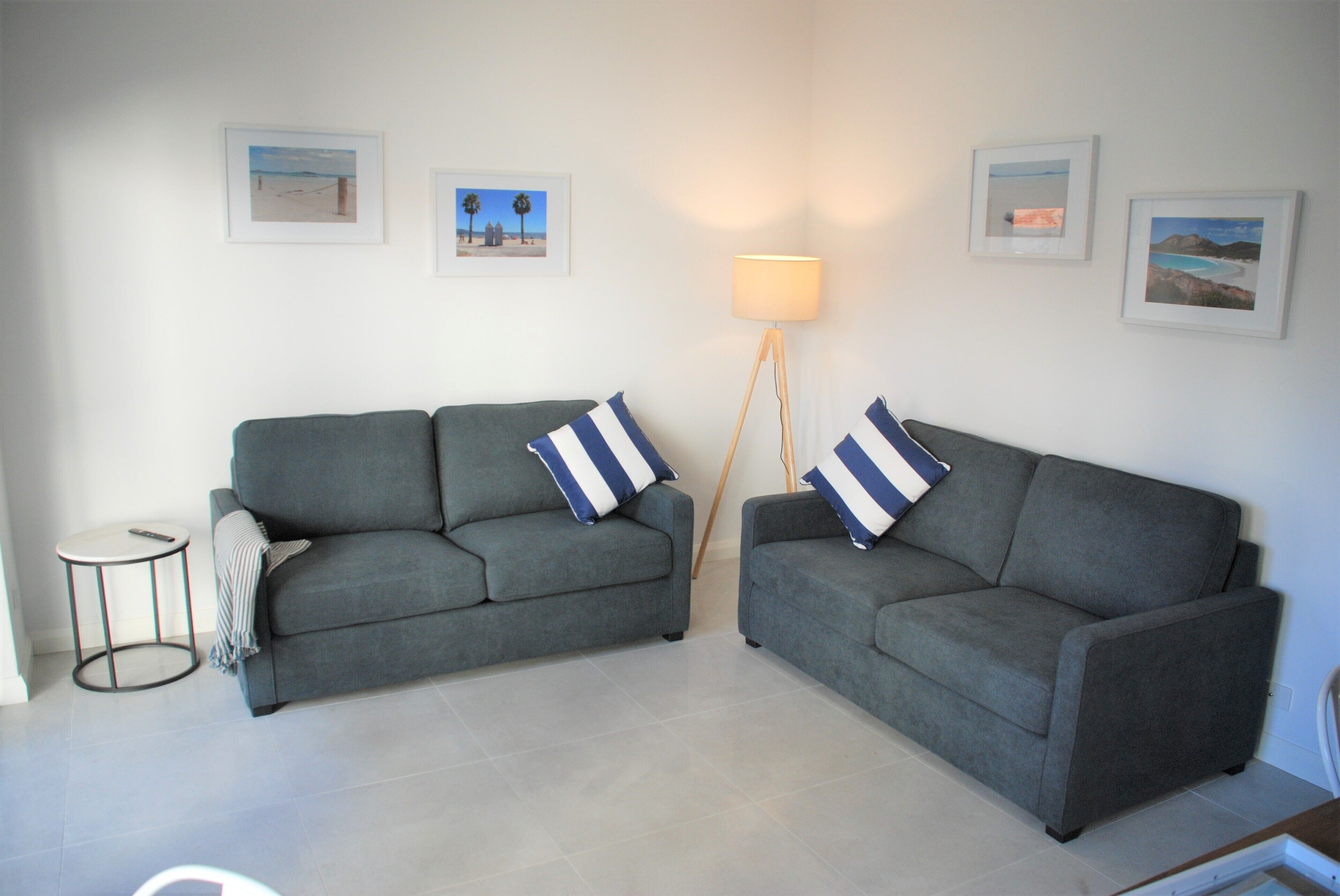 Scarborough Beach Apartment — image 14