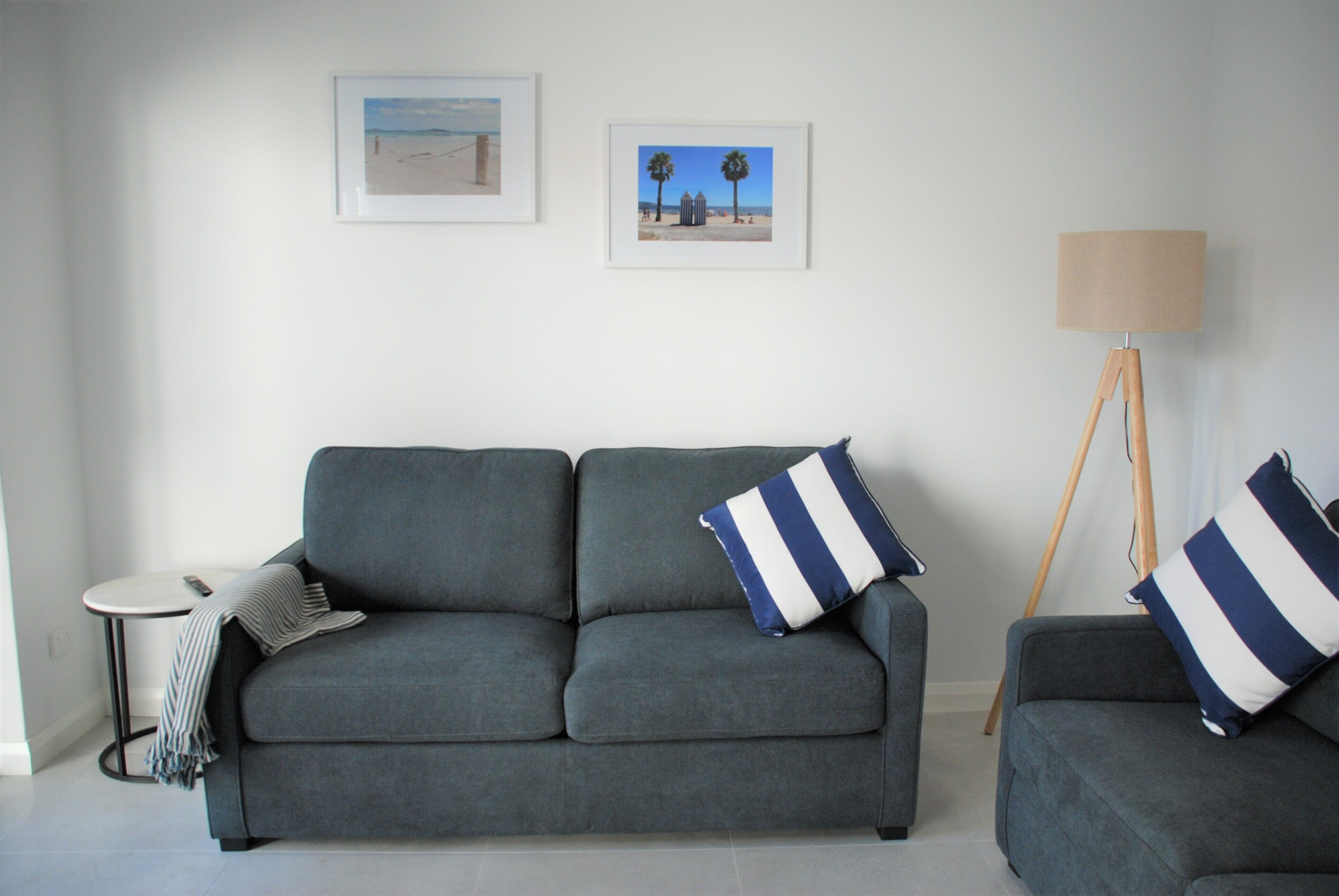 Scarborough Beach Apartment — image 10