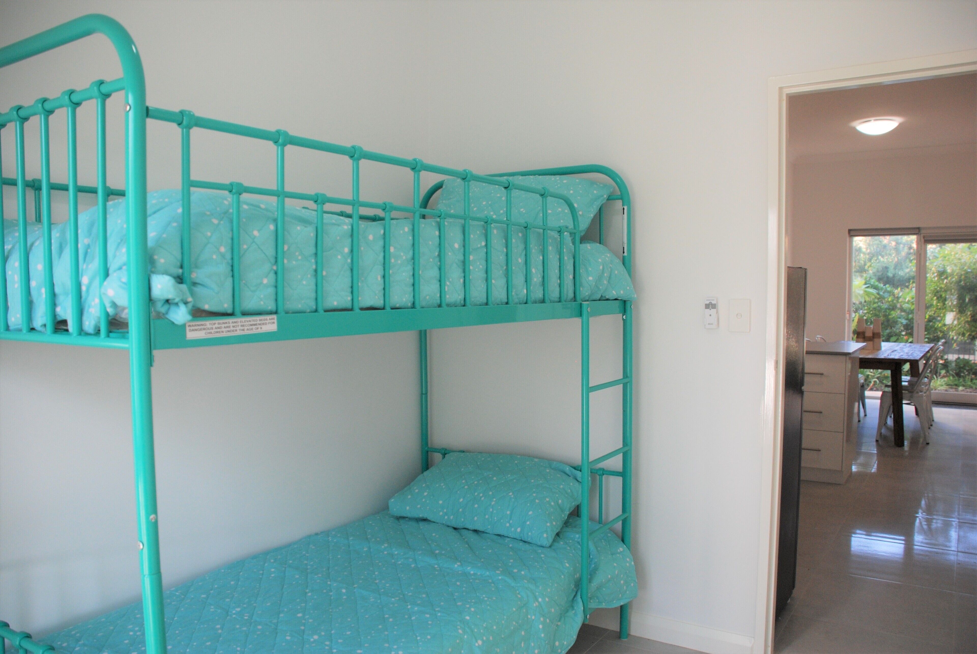 Scarborough Beach Apartment — image 13