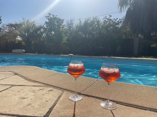 Villa 10 personnes proche mer avec piscine chauffée , sauna...