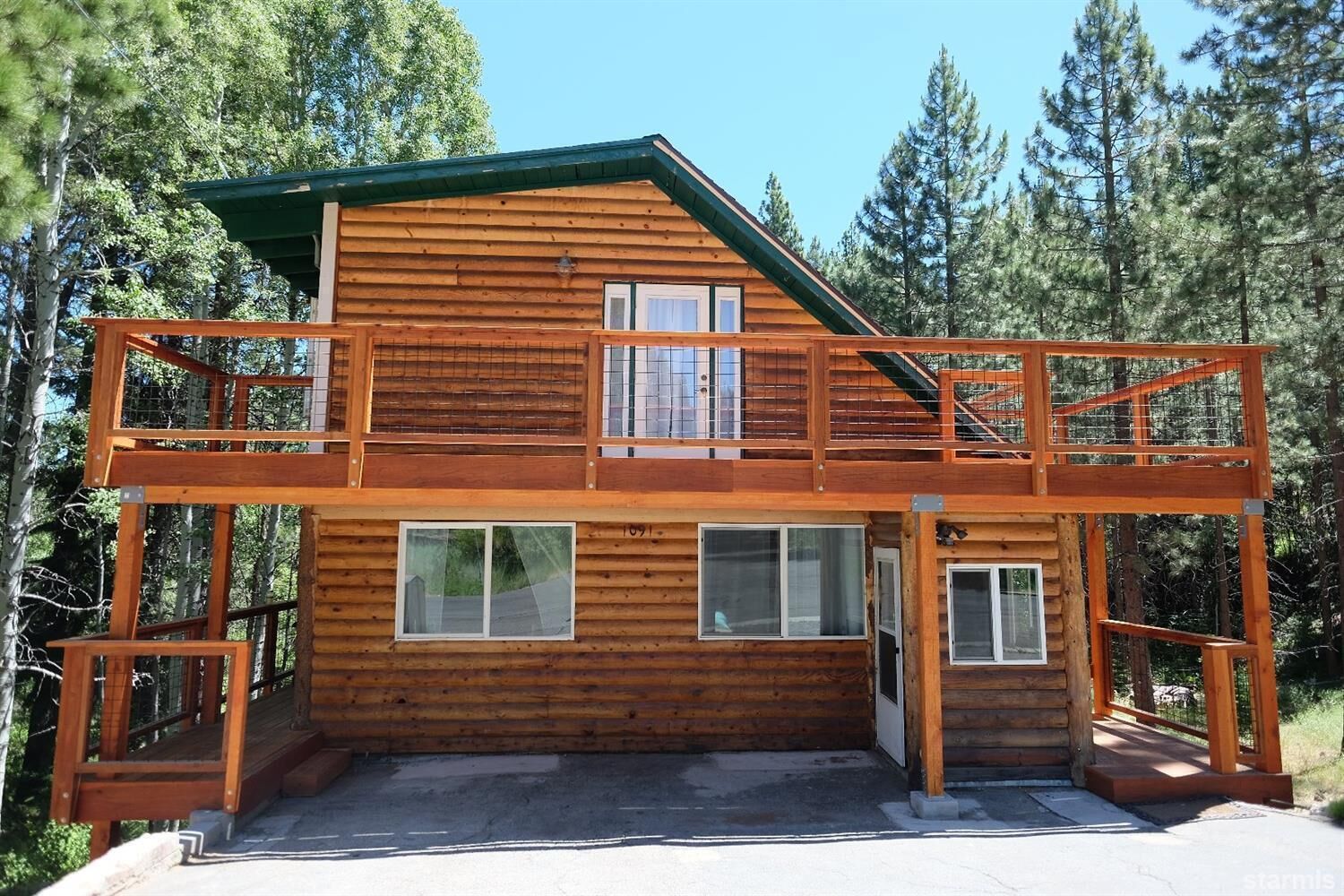 Magical Getaway in the Woods!