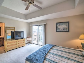 2 bedrooms, desk, free WiFi, bed sheets