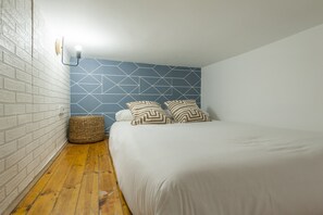 1 quarto, Wi-Fi de cortesia, roupa de cama