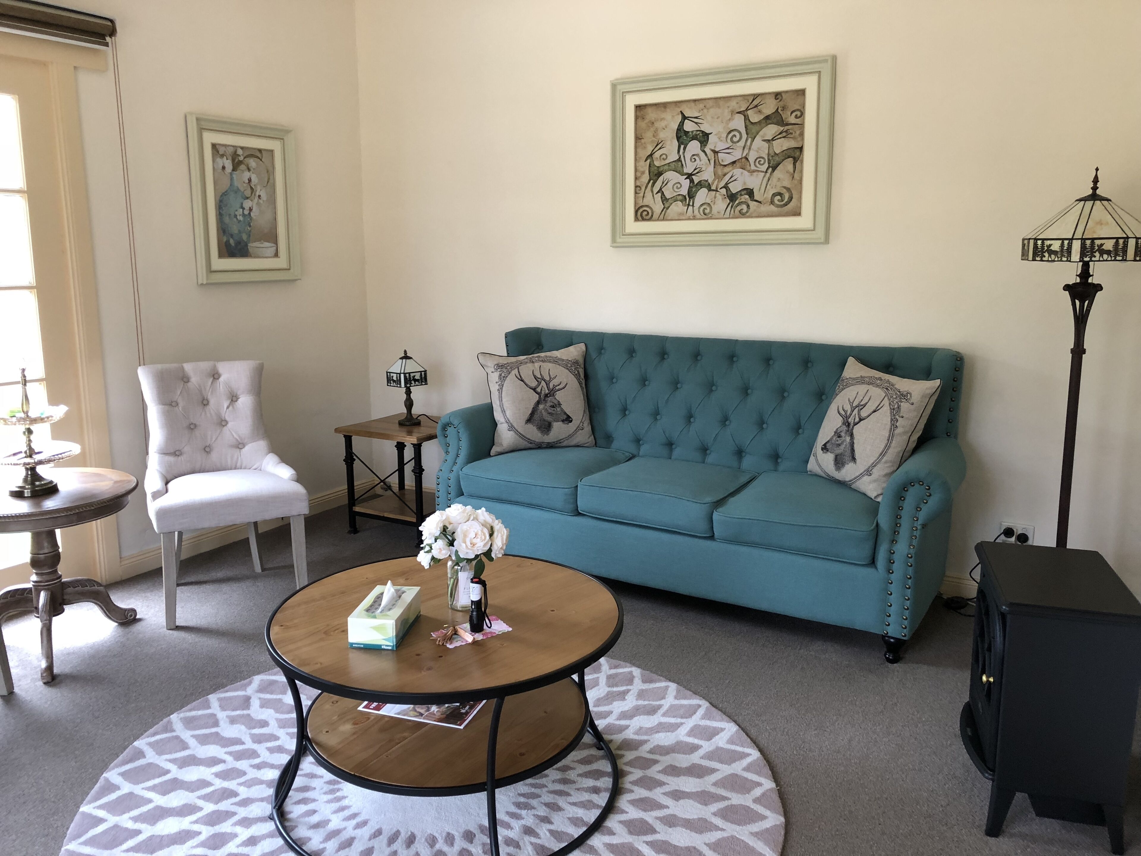 Romantic 1 Bedroom Queen Suite