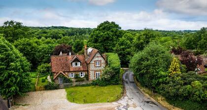 Stylish Country Cottage, Henley, Oxfordshire