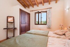 2 camere, ferro/asse da stiro, culla da viaggio, Wi-Fi gratuito