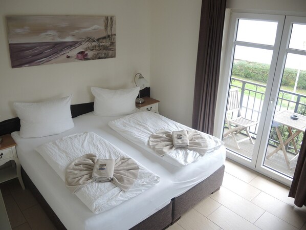 1 bedroom, in-room safe, desk, WiFi