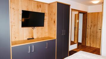 2 habitaciones, caja de seguridad en la habitación, escritorio y wifi