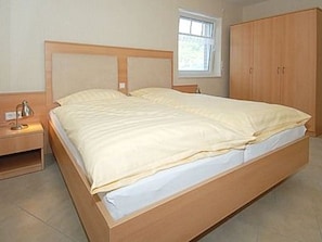 1 chambre, fer et planche à repasser, lit parapluie, Wi-Fi