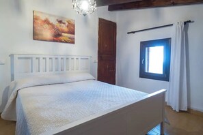 3 sovrum, strykjärn/strykbräda, gratis wi-fi och sängkläder