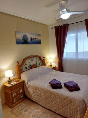 2 bedrooms, iron/ironing board, travel crib, free WiFi - 2 bedroom apartment in San Miguel de Salinas (San Miguel de Salinas)