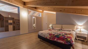 1 camera, una scrivania, ferro/asse da stiro, Wi-Fi