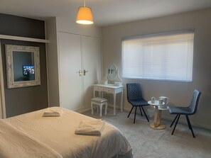 Bed sheets - Stifford clays farm hotel (Grays)