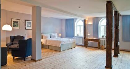 Large Double Room - Romantik Hotel Gutshaus Ludorf (H)
